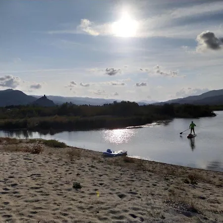 Wally A Posada, Sardegna 別荘 *