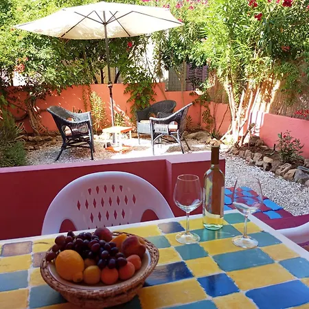 Nyaraló Wally A Posada, Sardegna