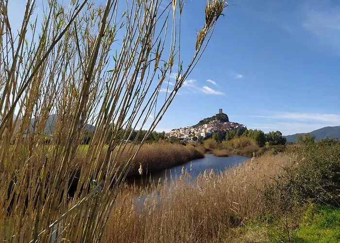 Nyaraló Wally A Posada, Sardegna *