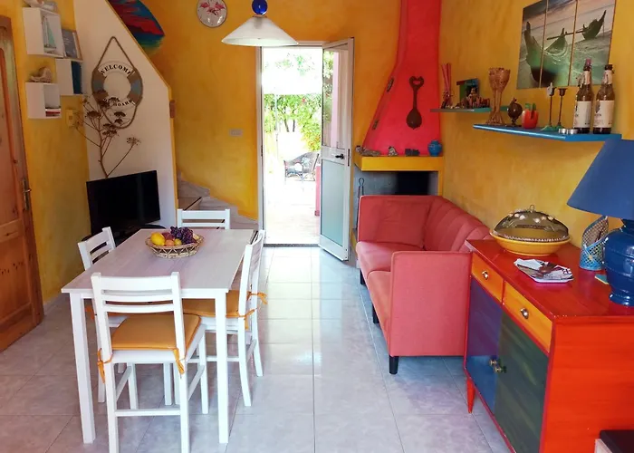 Nyaraló Wally A Posada, Sardegna *